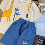 تیشرت شلوارک زرافه و برگ کد 1059